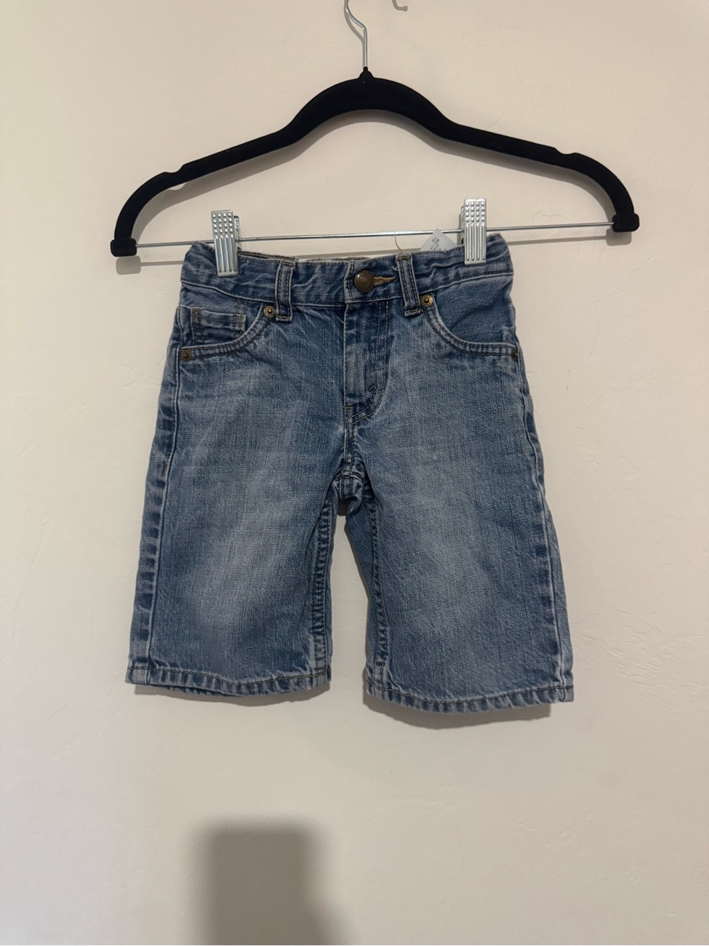 Levi’s Boys Denim Shorts Size 5 Reg Blue Jean Classic 5-Pocket Medium Wash